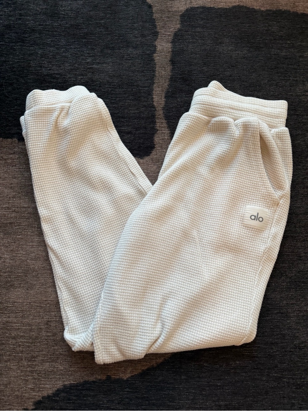 ALO Yoga Waffle Weekend Escape Joggers (Ivory)